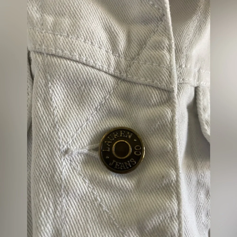 Lauren Jeans Co White Denim Jacket Size Small Petite Vintage Casual - Picture 11 of 11
